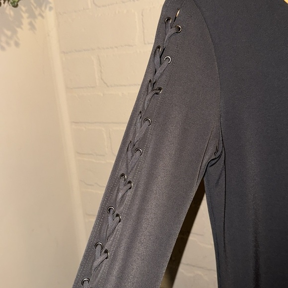 Velvet gray dress graham & Spencer Long Sleeve with Lace-Up Detail XS NEW - Picture 6 of 6
